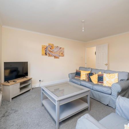 Redhill Surrey 2 Bedroom Pet Friendly Apartment By Sublime Stays Экстерьер фото